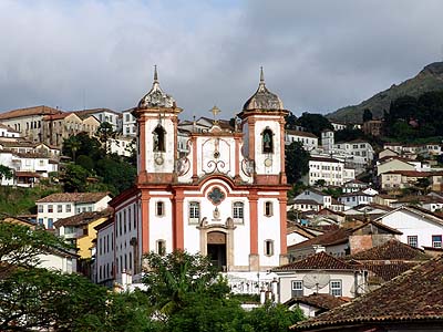 O Interese dos Medía nas Cuestións do Patrimonio Mundial - Incendio en Ouro Preto asusta pero non deixa feridos